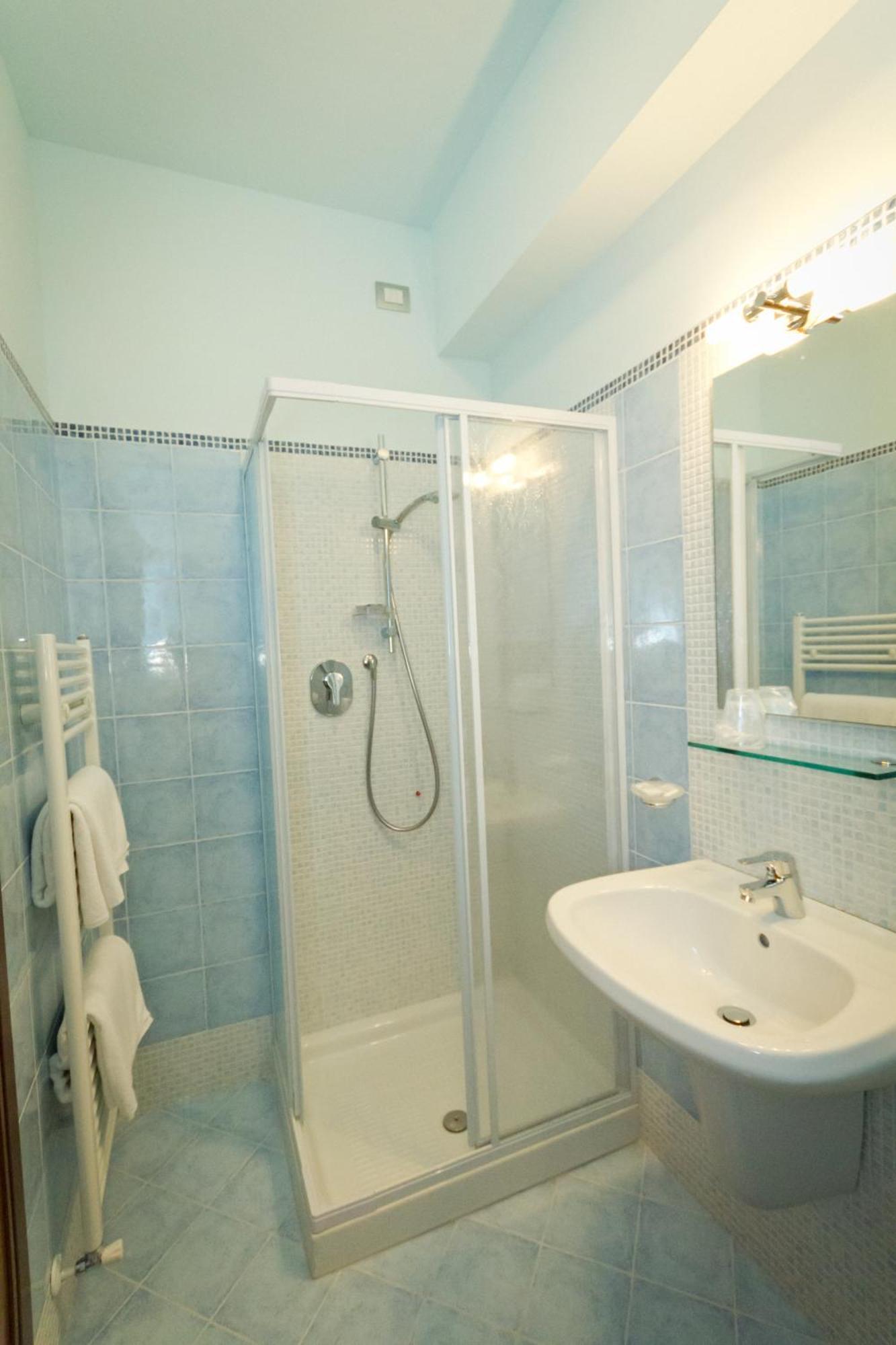 Hotel Donnini أسيسي المظهر الخارجي الصورة