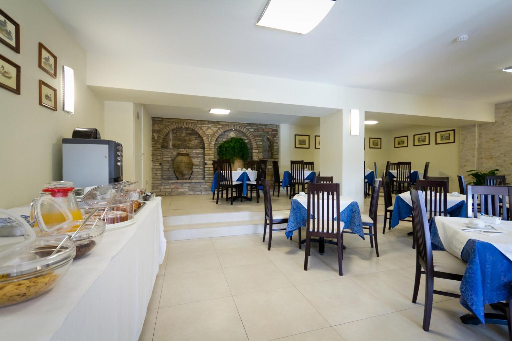 Hotel Donnini أسيسي المظهر الخارجي الصورة