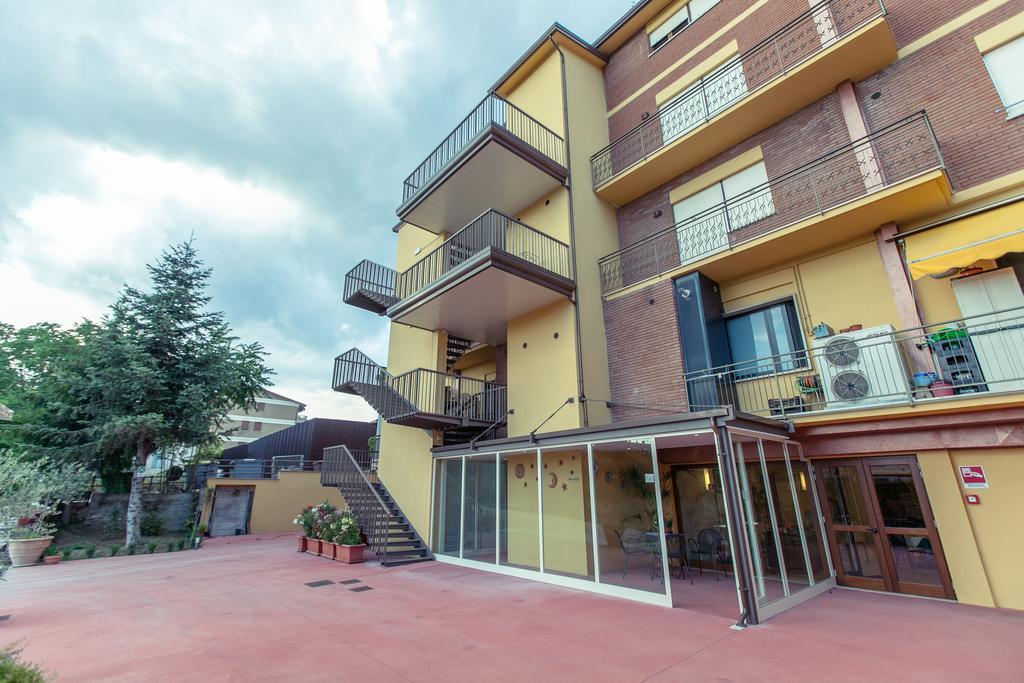 Hotel Donnini أسيسي المظهر الخارجي الصورة